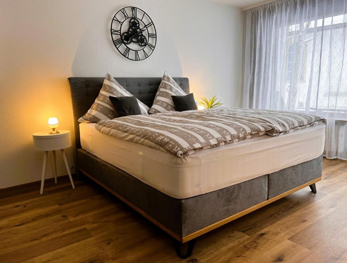 B&B Titisee-Neustadt - Ferienwohnung Traumwerk Titisee - Bed and Breakfast Titisee-Neustadt