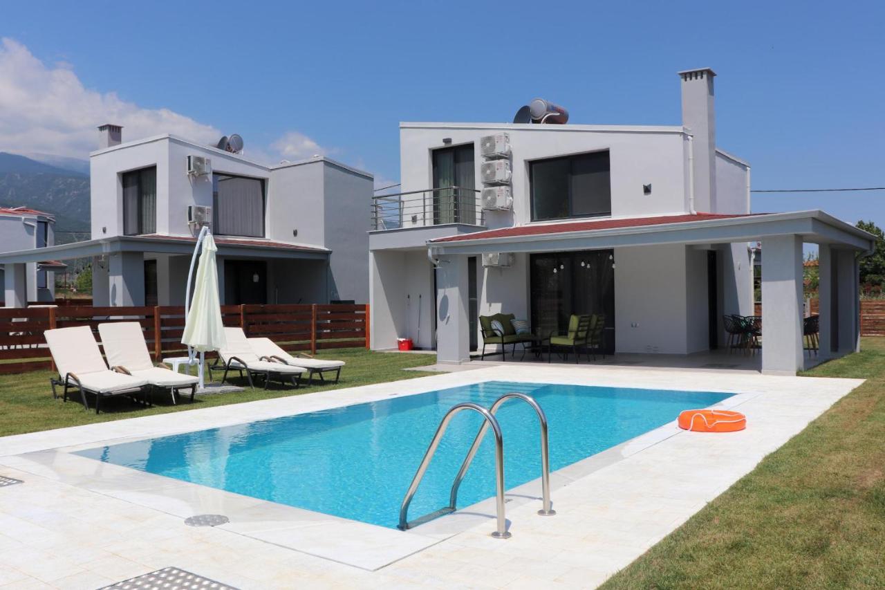 OLYMPUS Paradise 5 - B&B