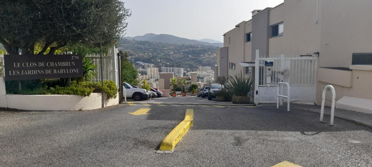 Chambre d hôte avec clim terrasse et petit déjeuner Hauteurs de Nice - B&B