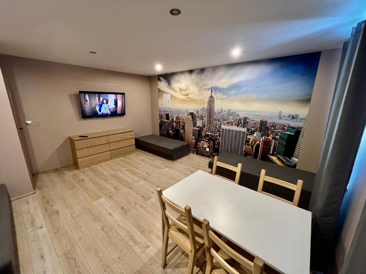 Good Rooms Apartamenty z 3 sypialniami parking - Chambres d’hôtes