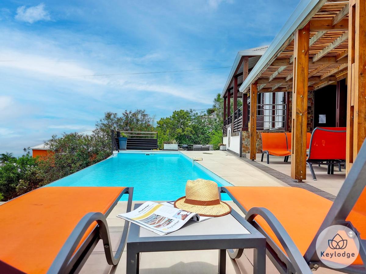 Les Balcons du sud - Villa Perle de l'Océan - 180 m2 avec piscine - Les Avirons - B&B