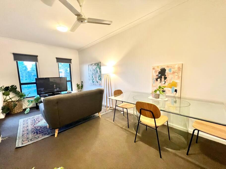 B&B South Hedland - Stylish Self-contained Apartment - Bed and Breakfast South Hedland