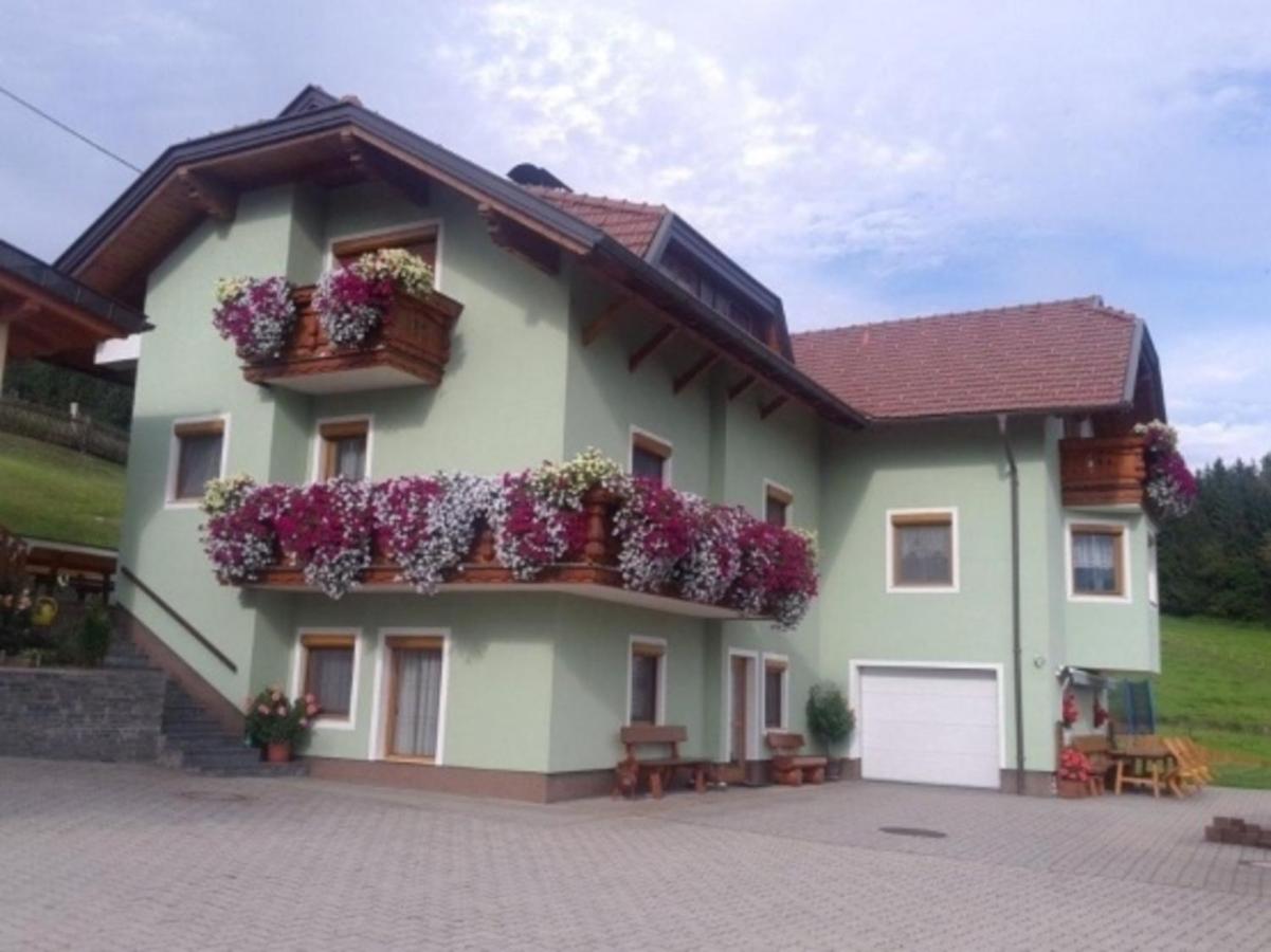 B&B Liebenfels - Ferienwohnung Kirchblick - a77305 - Bed and Breakfast Liebenfels