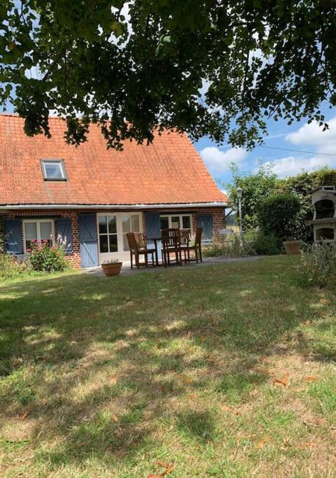 Cottage chaleureux au cœur des Monts de Flandres - Bed and Breakfast
