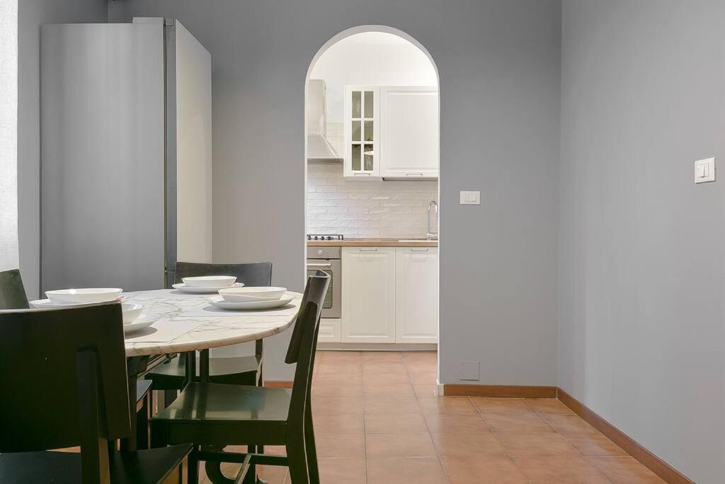 Nettuno 5 stelle- Appartamento elegante con suite - B&B