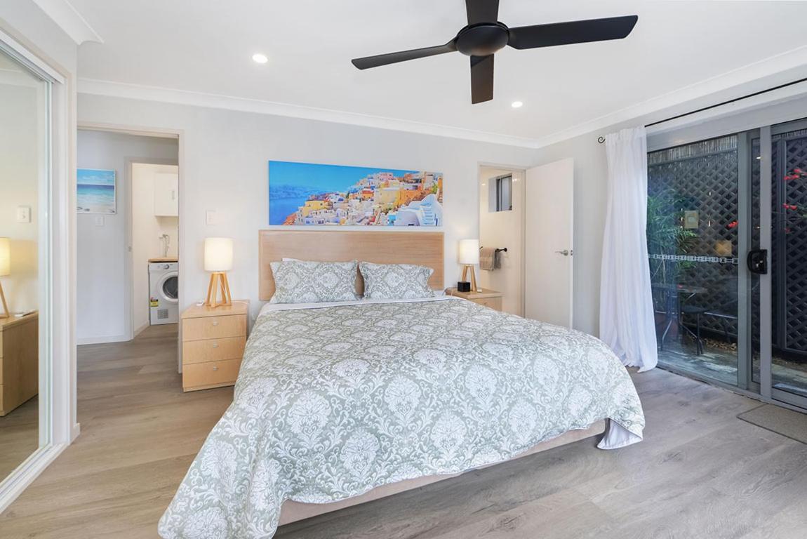 King Fully Equipped One Bedroom Apartment