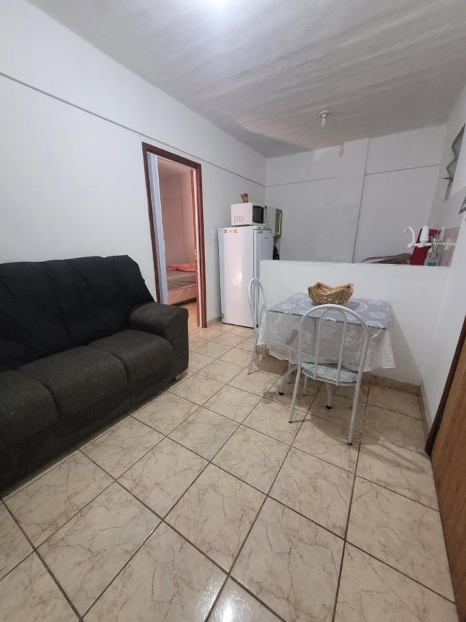 Ótimo Quarto e Sala mobiliado em itapoa. - B&B Vila Velha