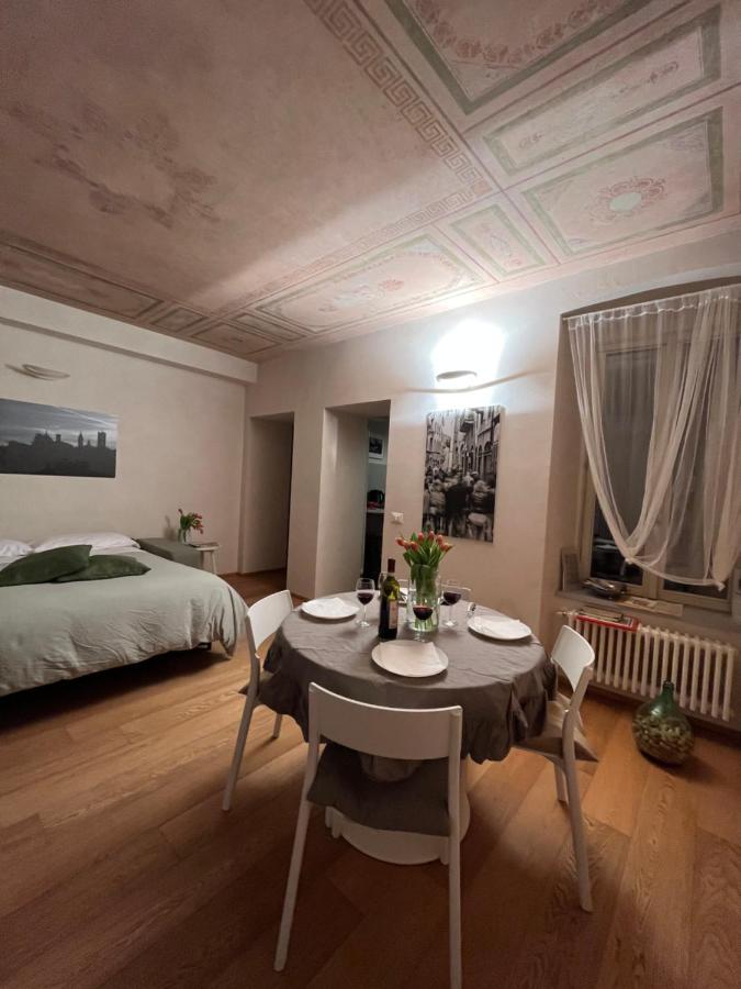 Livinn Bergamo LA MANSARDINA1 e L'AFFRESCO - Ferienwohnung Bergamo