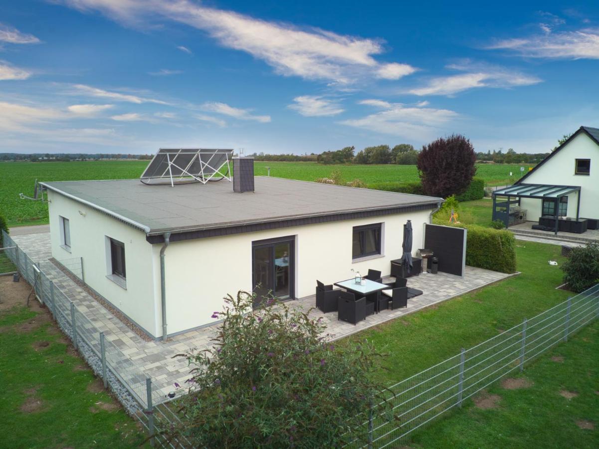 FeWo Werner - Bed and Breakfast