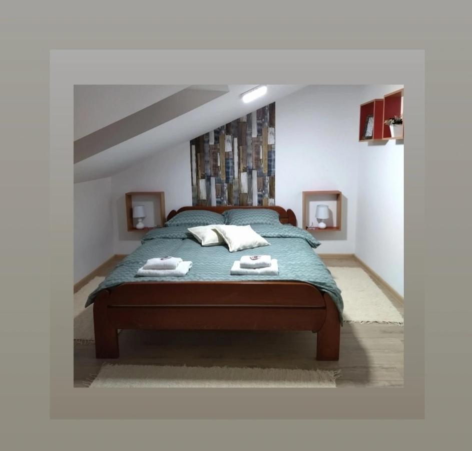 Appartamento con 2 Camere da Letto