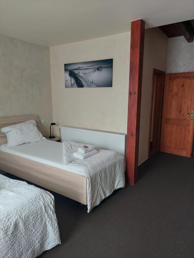 Twin Room with Bathroom
