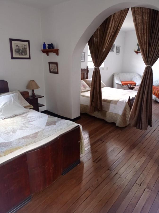 Habitación Privada en Mongui a una cuadra del Parque Principal - B&B Monguí