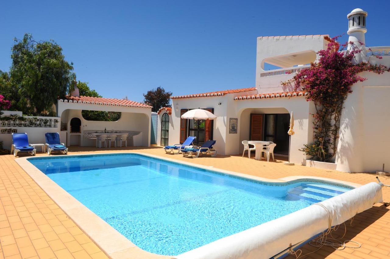 Vivenda Cinquenta e Sete - B&B Carvoeiro