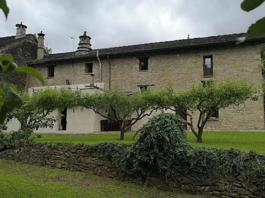 Casa Rural Barangua en el Pirineo Aragonés - Bed and Breakfast
