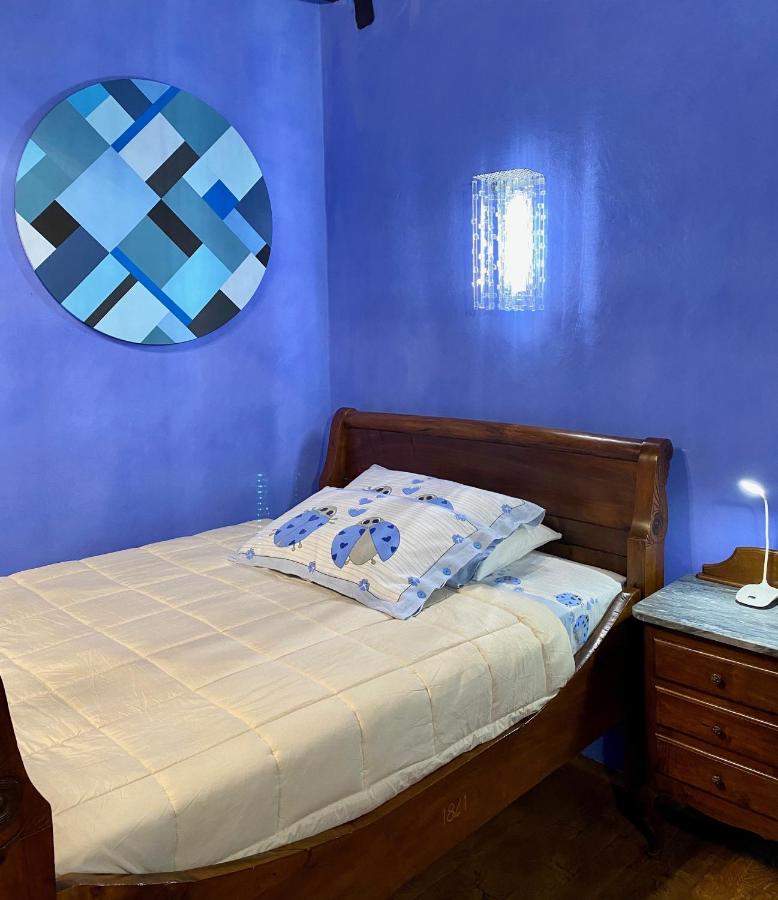 B&B Saluzzo - Blue Room - Bed and Breakfast Saluzzo