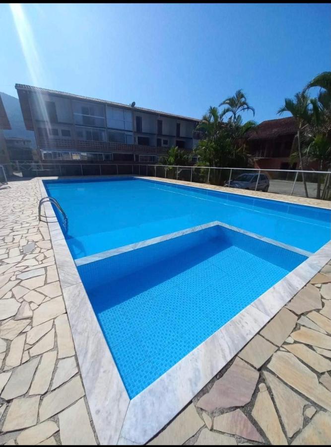 APARTAMENTO COM PISCINA VILE ll MARANDUBA - Bed and Breakfast Ubatuba