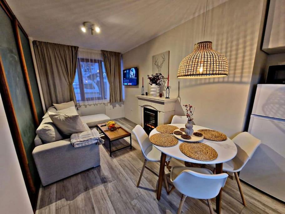 B&B Pamporovo - 1 bedroom luxury apartment Milena -free parking - Bed and Breakfast Pamporovo