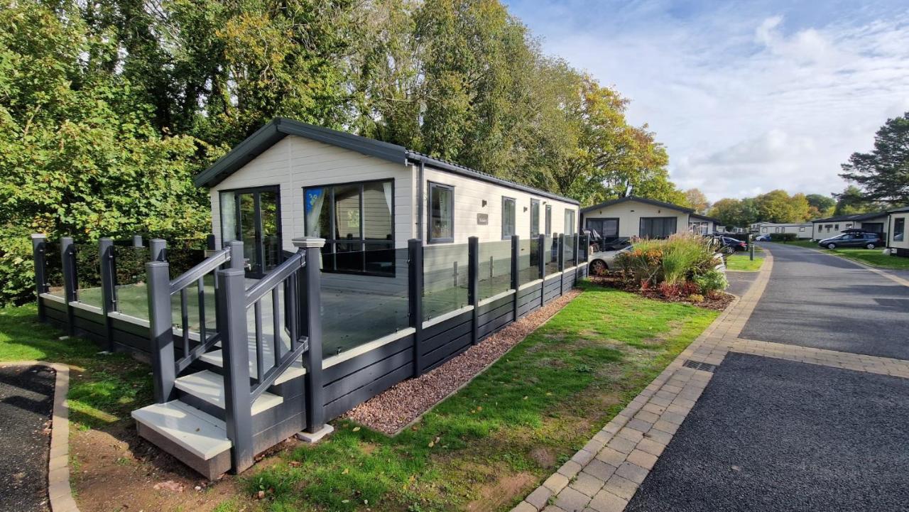 Luxury Lodge @ Hoburne Devon Bay - Ferienwohnung
