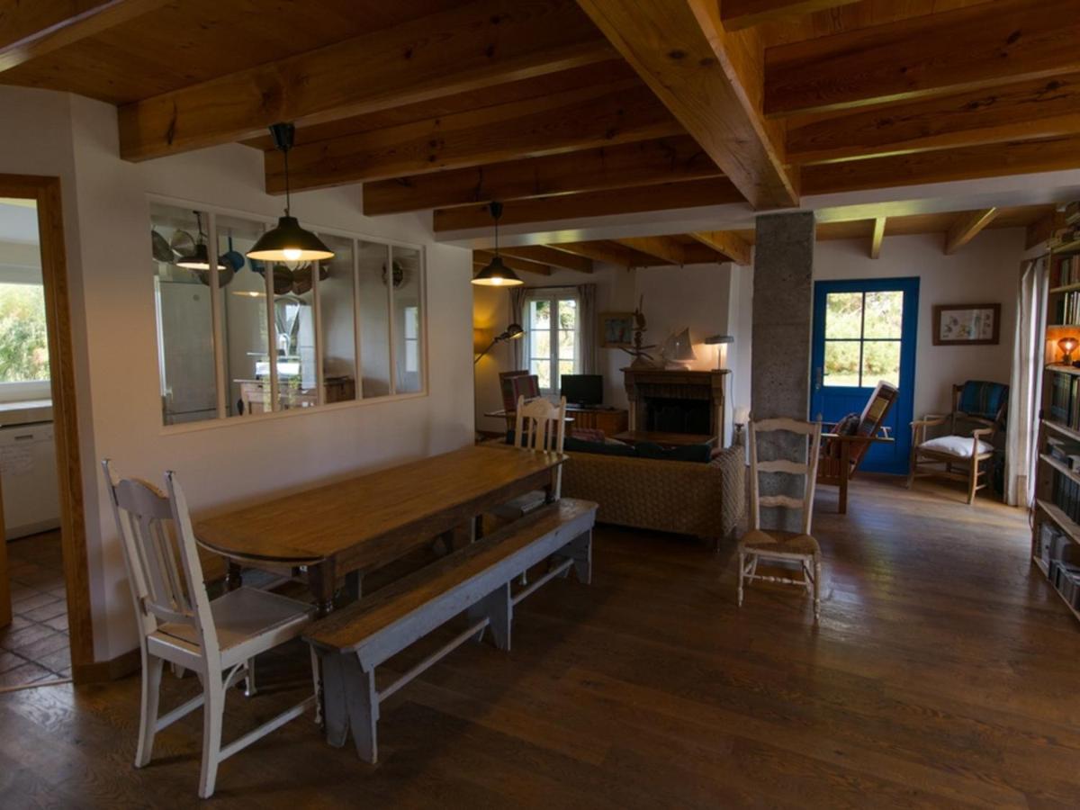 Holiday Home (10 Adults)