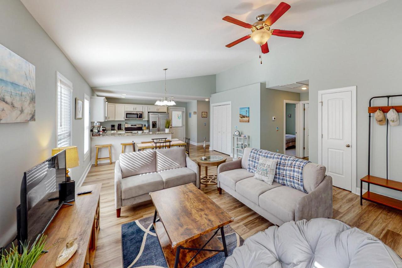 Oak Island Oasis - B&B