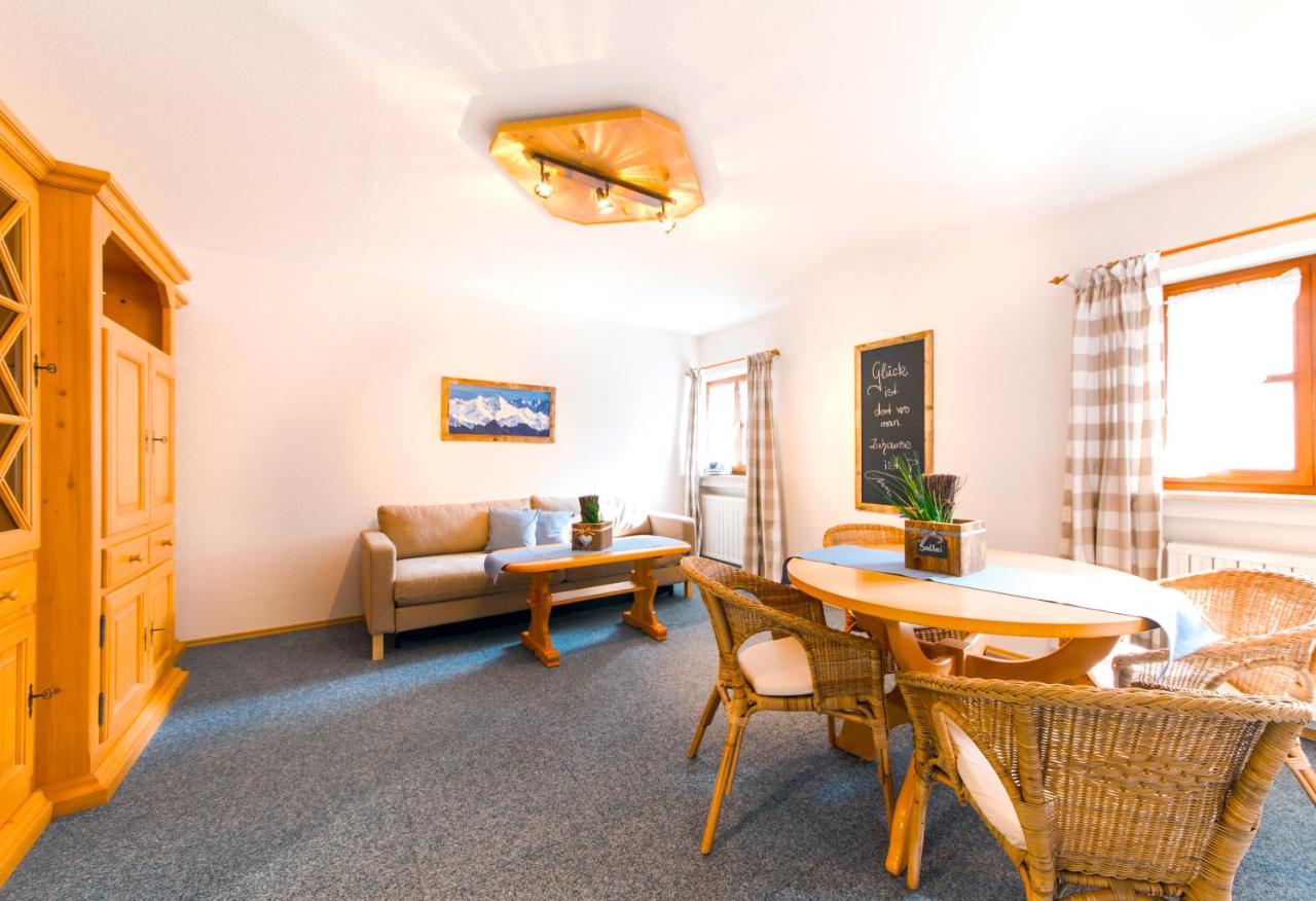 Gästehaus Ostler - B&B Grainau