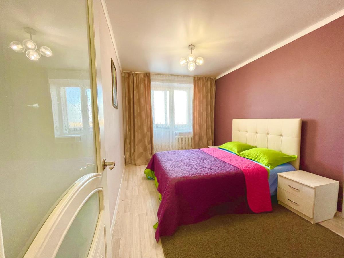 B&B Pawlodar - 4х комнатные апартаменты - Bed and Breakfast Pawlodar