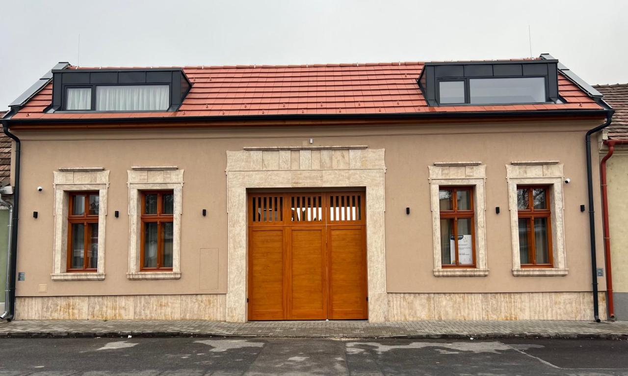 H11 ROOMS ESZTERGOM - B&B