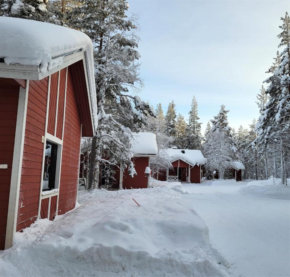 B&B Äkäslompolo - Mäntymajat - Bed and Breakfast Äkäslompolo