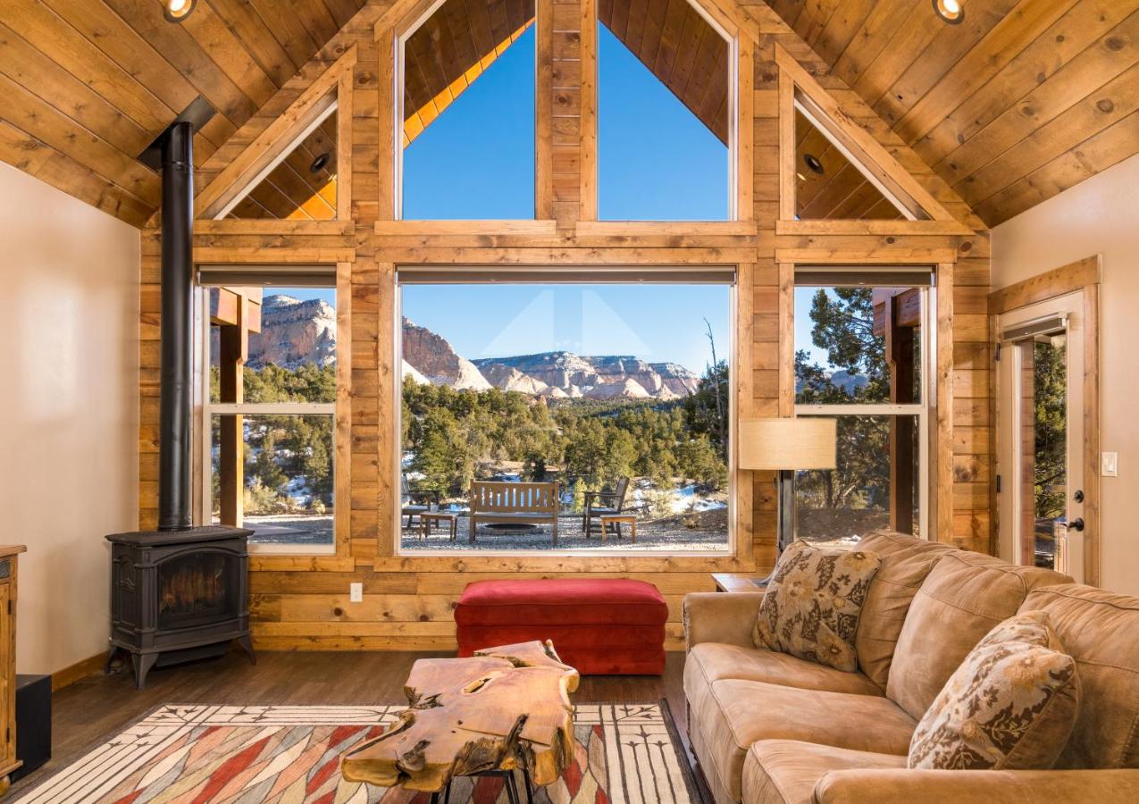 Skyfall Cabin. Stunning views, Hot Tub, minutes from Zion - B&B Orderville