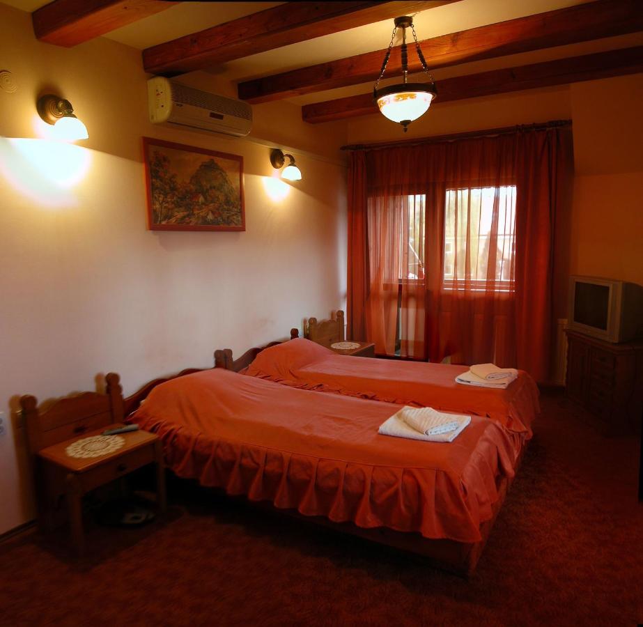 Chambre Lits Jumeaux - Vue sur Ville