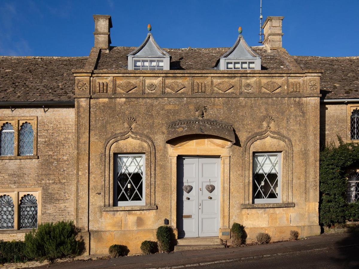 B&B Stow on the Wold - Pineapple Spa Cottage - Bed and Breakfast Stow on the Wold