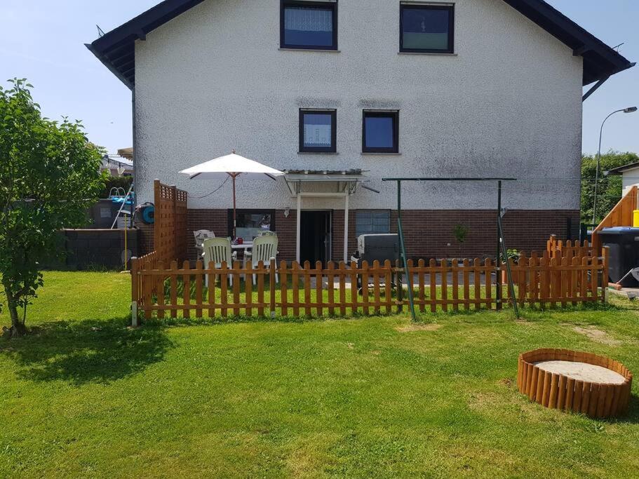 Ferienwohnung BeLa, Nähe Nürburgring - B&B Luxem