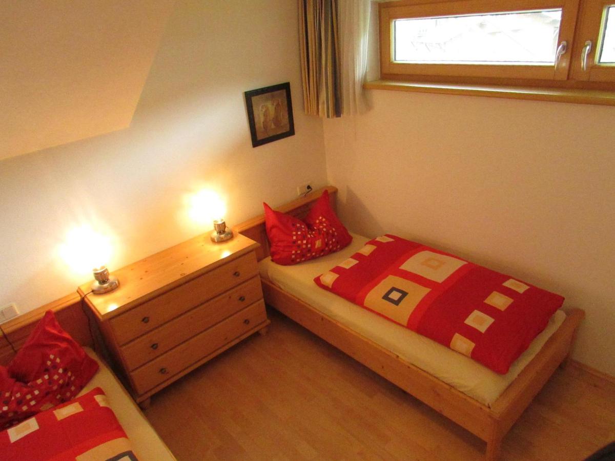 Apartment with Shower