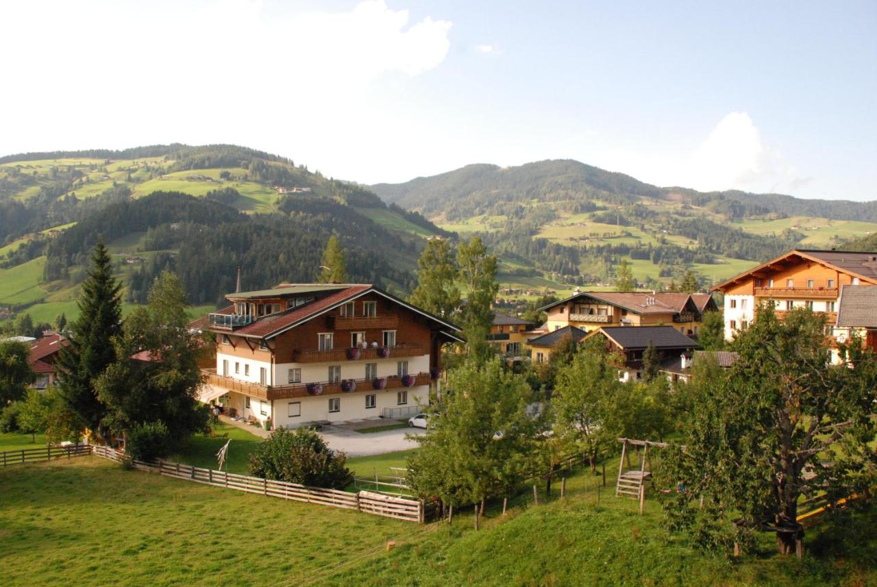 Juniorland II - Bed and Breakfast Wagrain