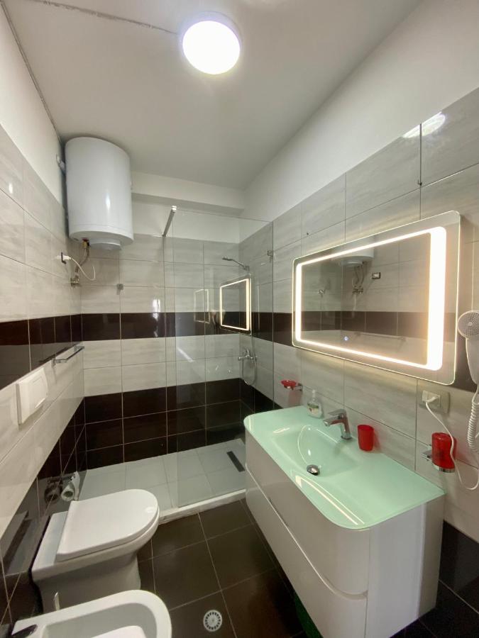 Amazing View! B & C New Apartment in Vlora - B&B Vlorë