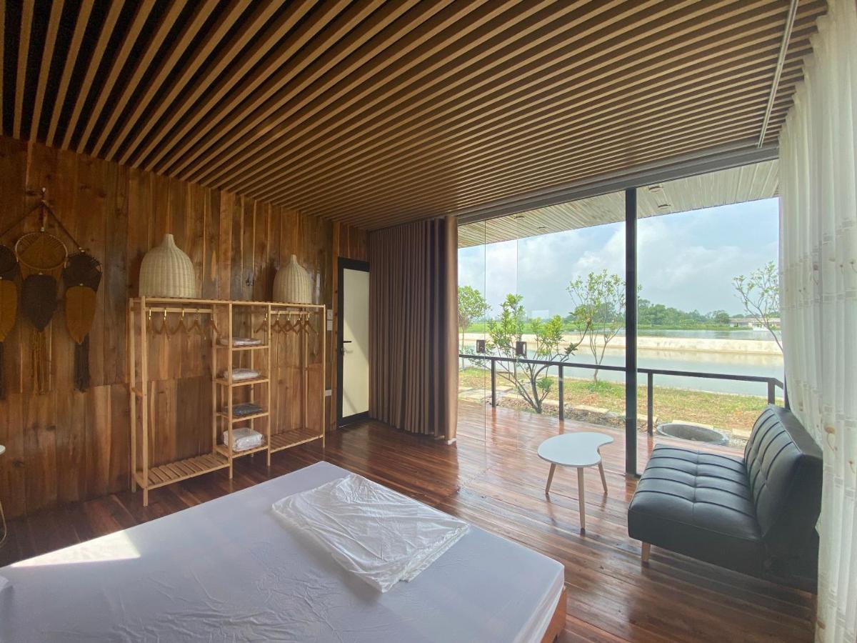 NHÀ VIỆT Homestay - Bed and Breakfast