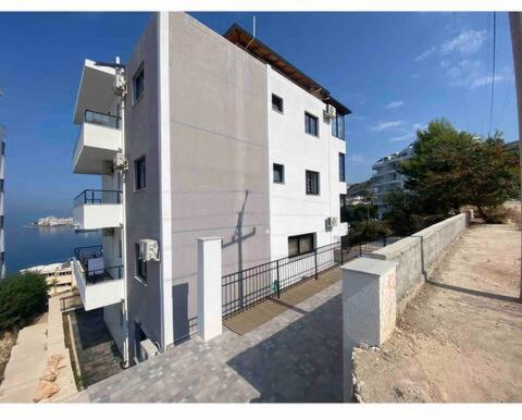Appartamento con 2 Camere da Letto
