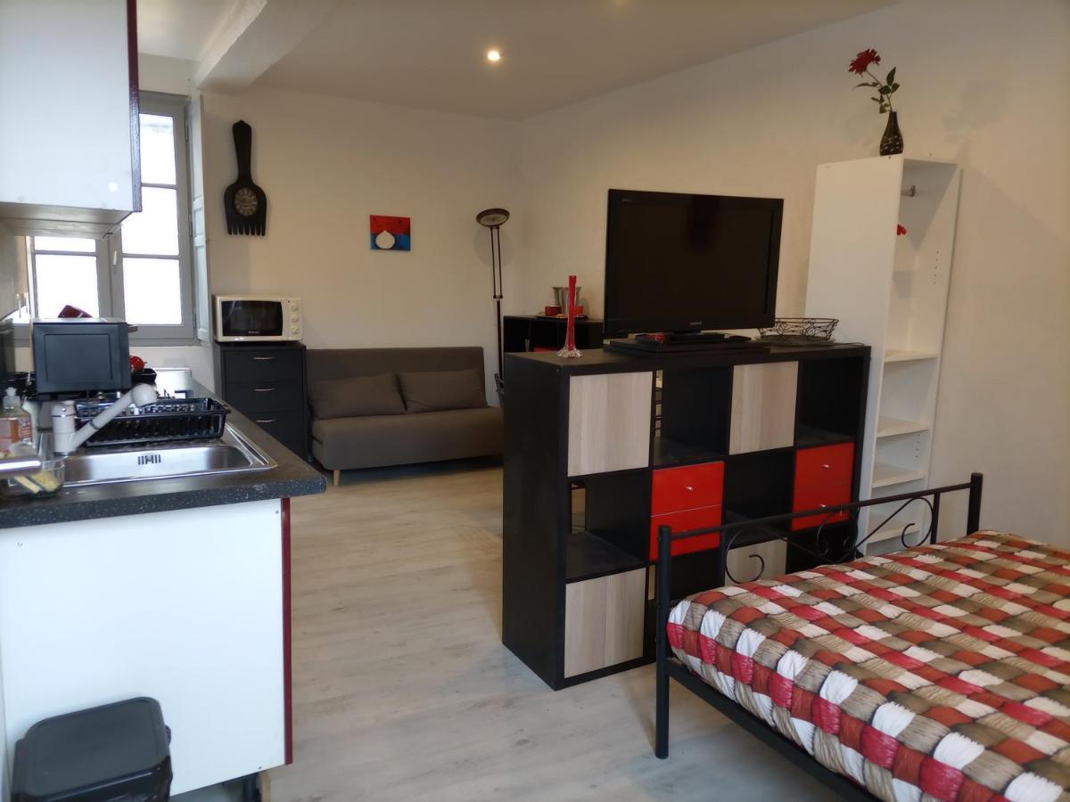 Studio entre château et Vilaine a Vitré - Bed and Breakfast