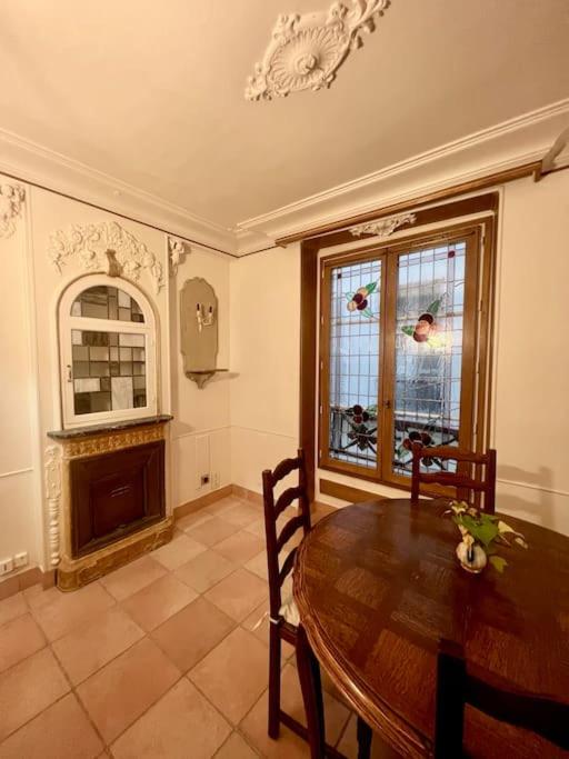 Incroyable appartement parisien - Batignolles - B&B París