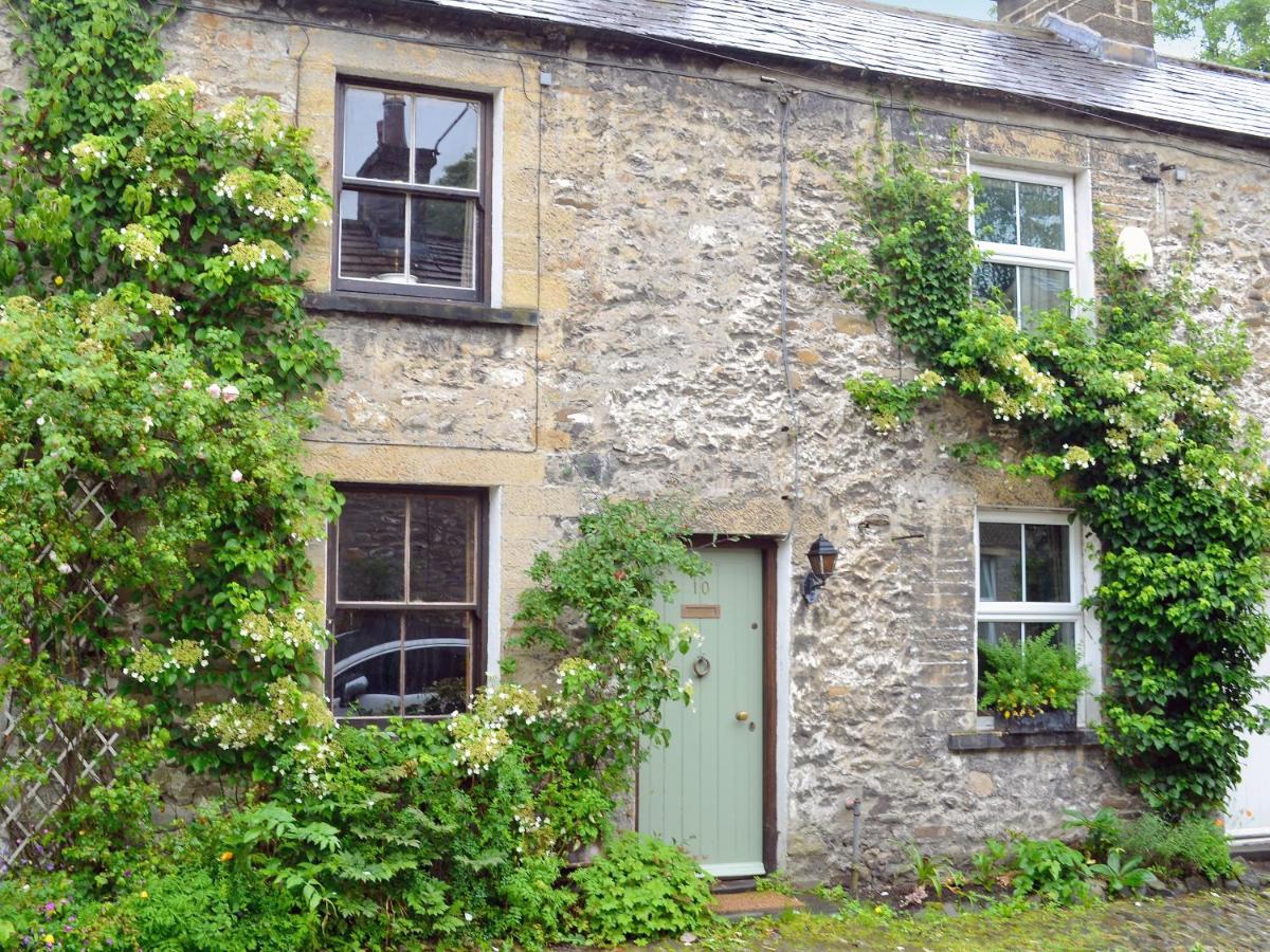 B&B Stainforth - Langcliffe Lock Cottage - Bed and Breakfast Stainforth