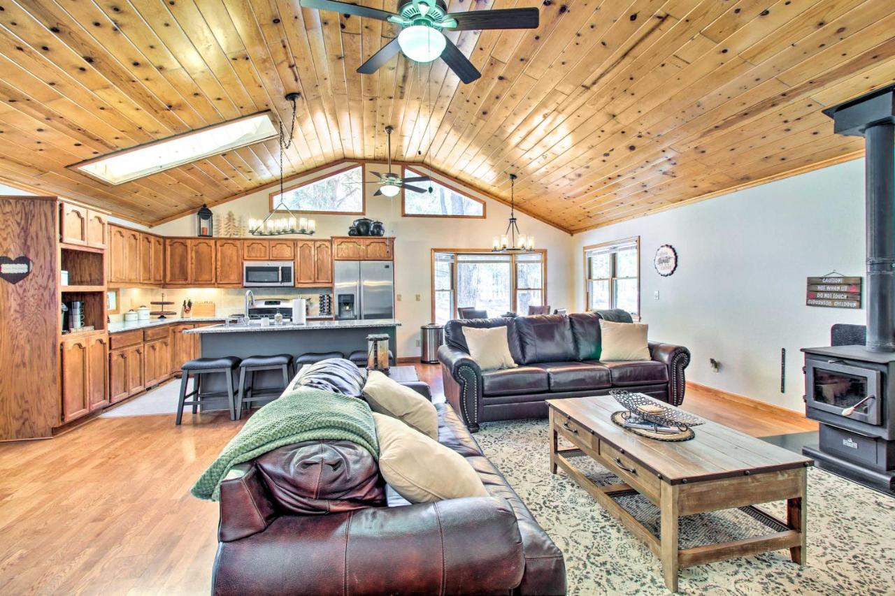 Pet-Friendly Cabin in Pinetop-Lakeside! - B&B