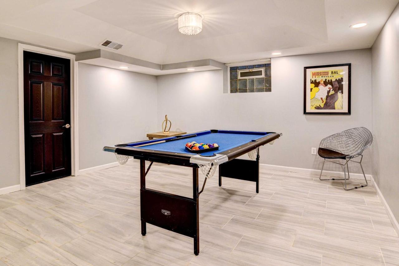 Luxurious Detroit Home - Walk to Golf and Park! - B&B Detroit