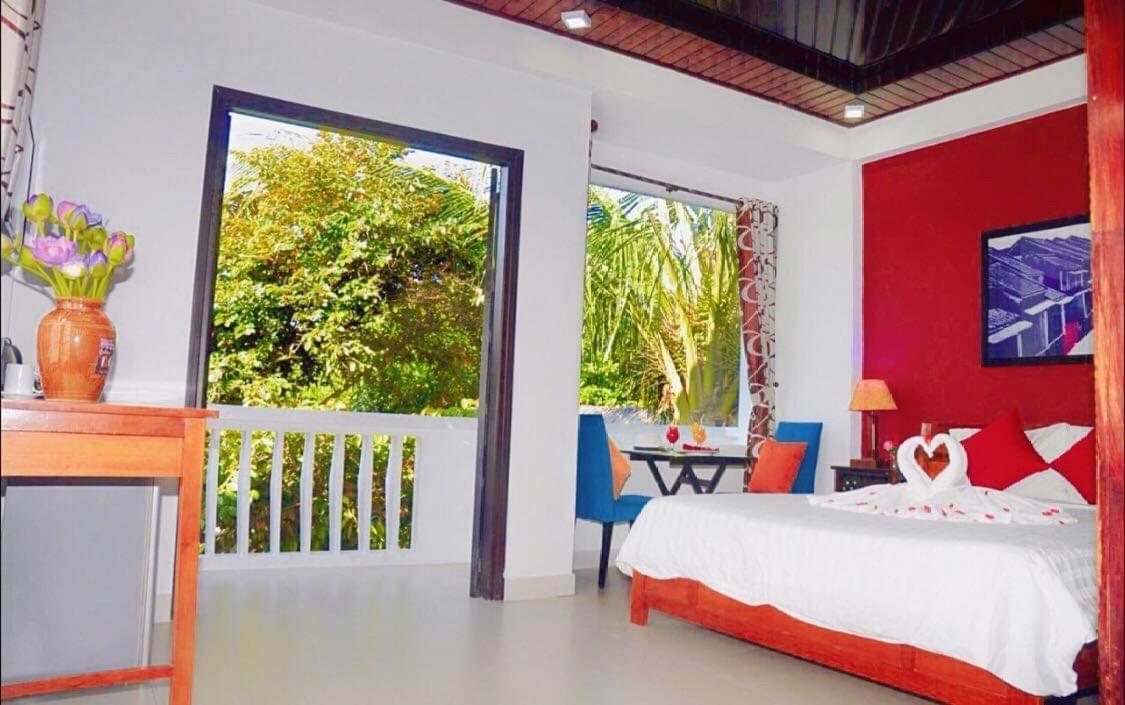 Superior Double Room with Balcony