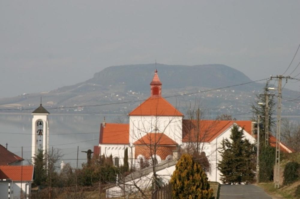 Nyaralóház HANGA - B&B Fonyód