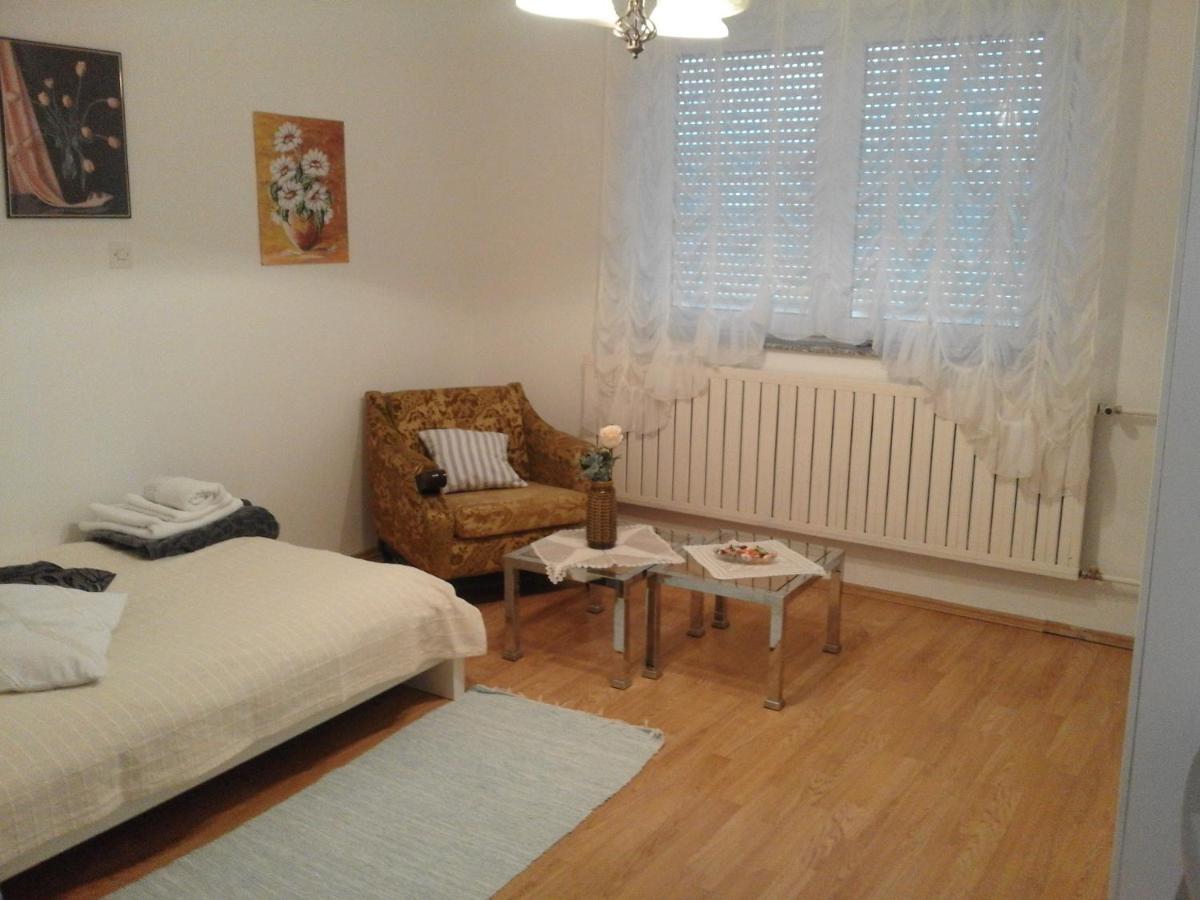 Sobe za noćenje Gospić - Bed and Breakfast