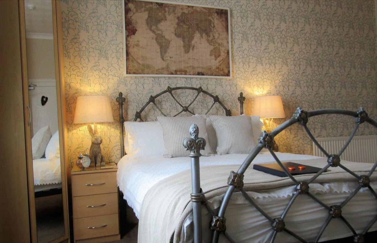 Deluxe Double Room with Shower