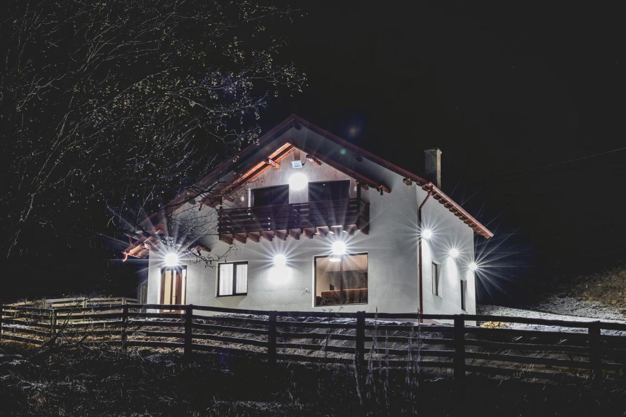 B&B Drăgoiasa - Cabana Stânceni - Bed and Breakfast Drăgoiasa