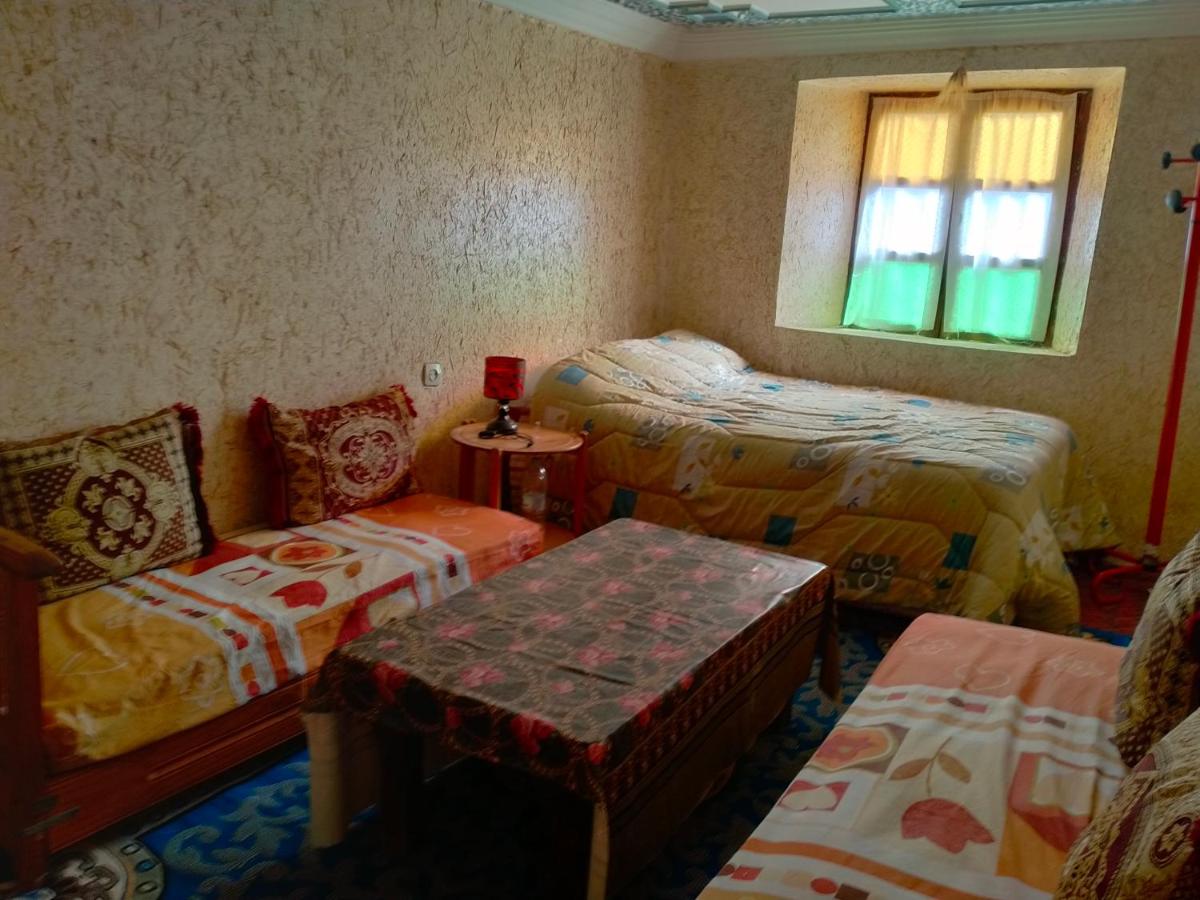 Doppel-/Zweibettzimmer mit Bergblick