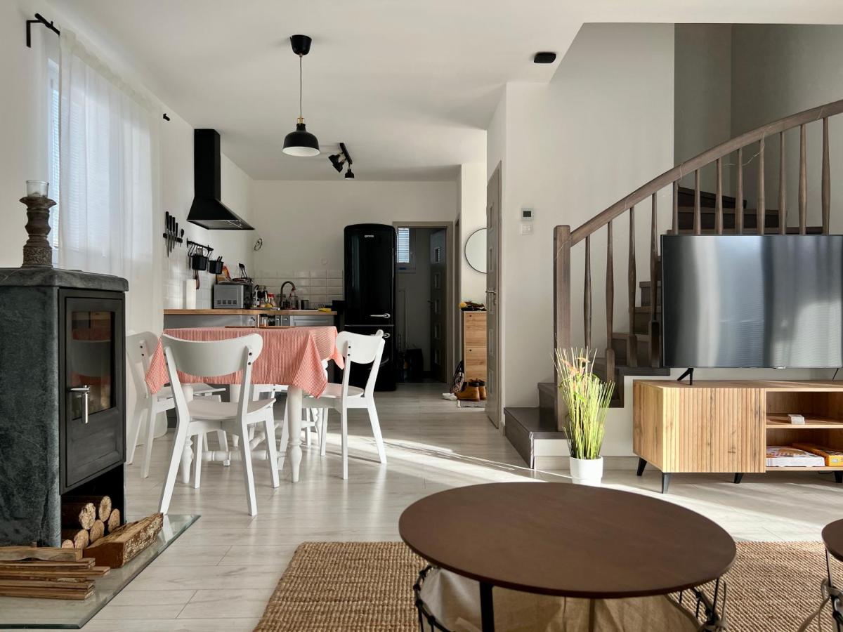 Domov nad jazerom - B&B