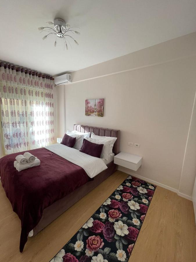 New Apartment in Center of Tirana - Chambres d’hôtes